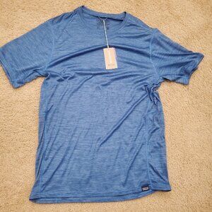 Patagonia Moisture wick shirt Blue Men's size Medium